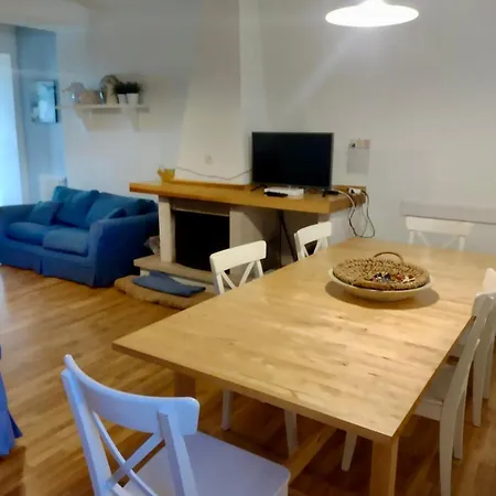 Apartment Ad